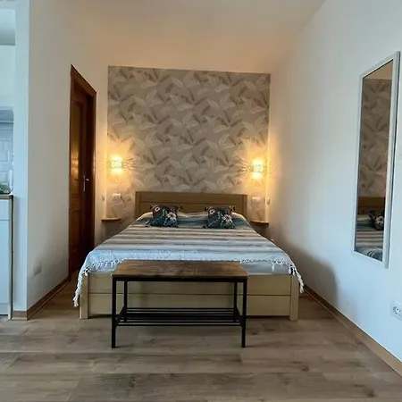 Delizioso Monolocale Con Vista *