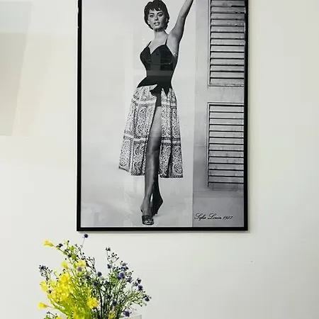 Апартаменты Delizioso Monolocale Con Vista Рим