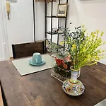 Delizioso Monolocale Con Vista Appartamento